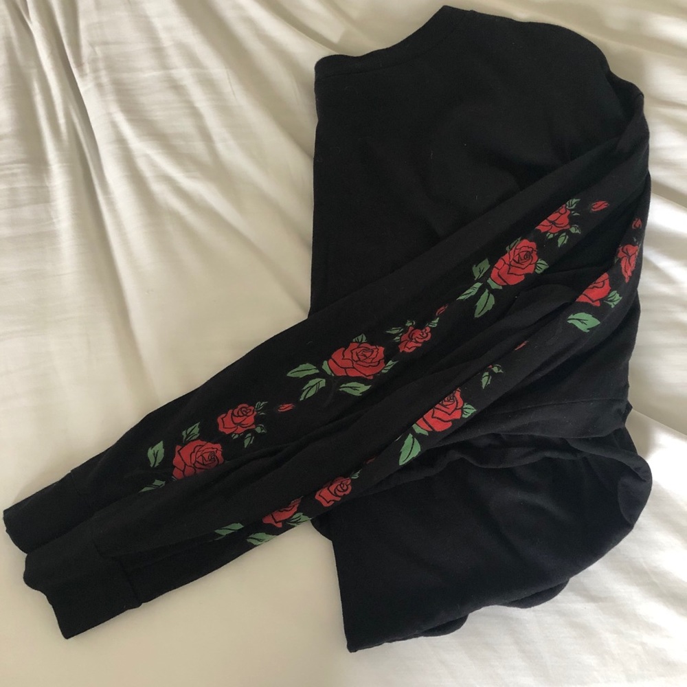 Urban Outfitters Cropped Rose Long Sleeve T-shirt